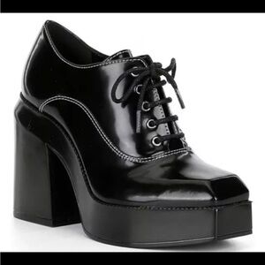 NEW Gianni Bini GB “City-Girl” Black Oxford Platform Patent Leather Shoes NWT